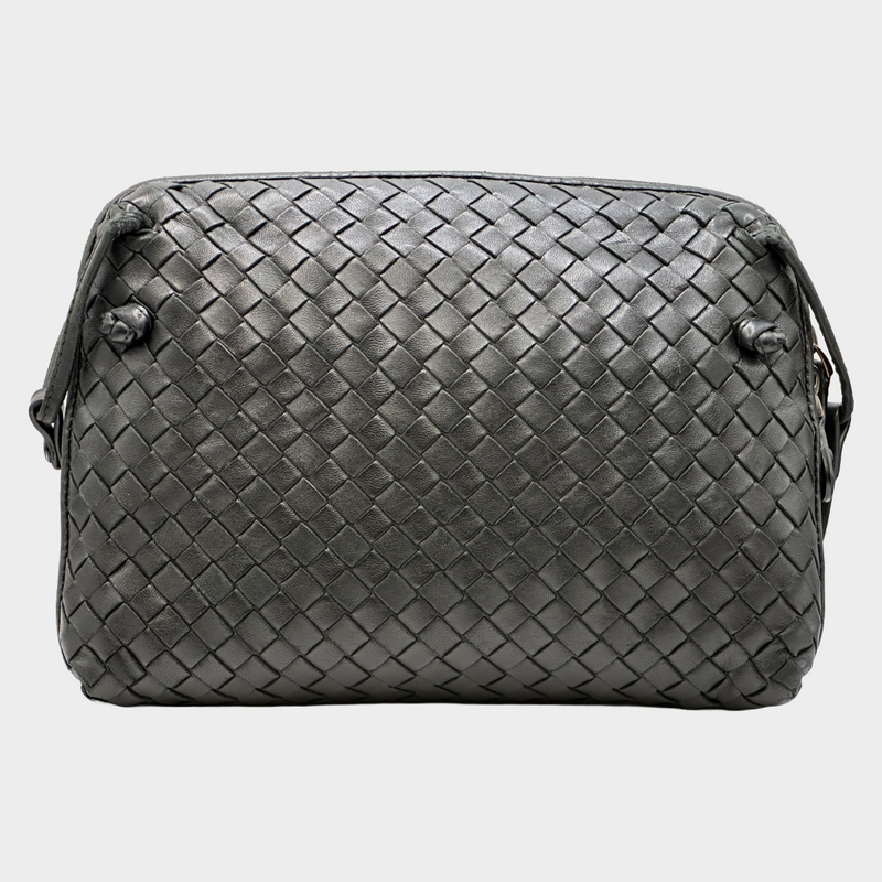 Bottega Veneta women's black Intrecciato Weave rectangular camera bag