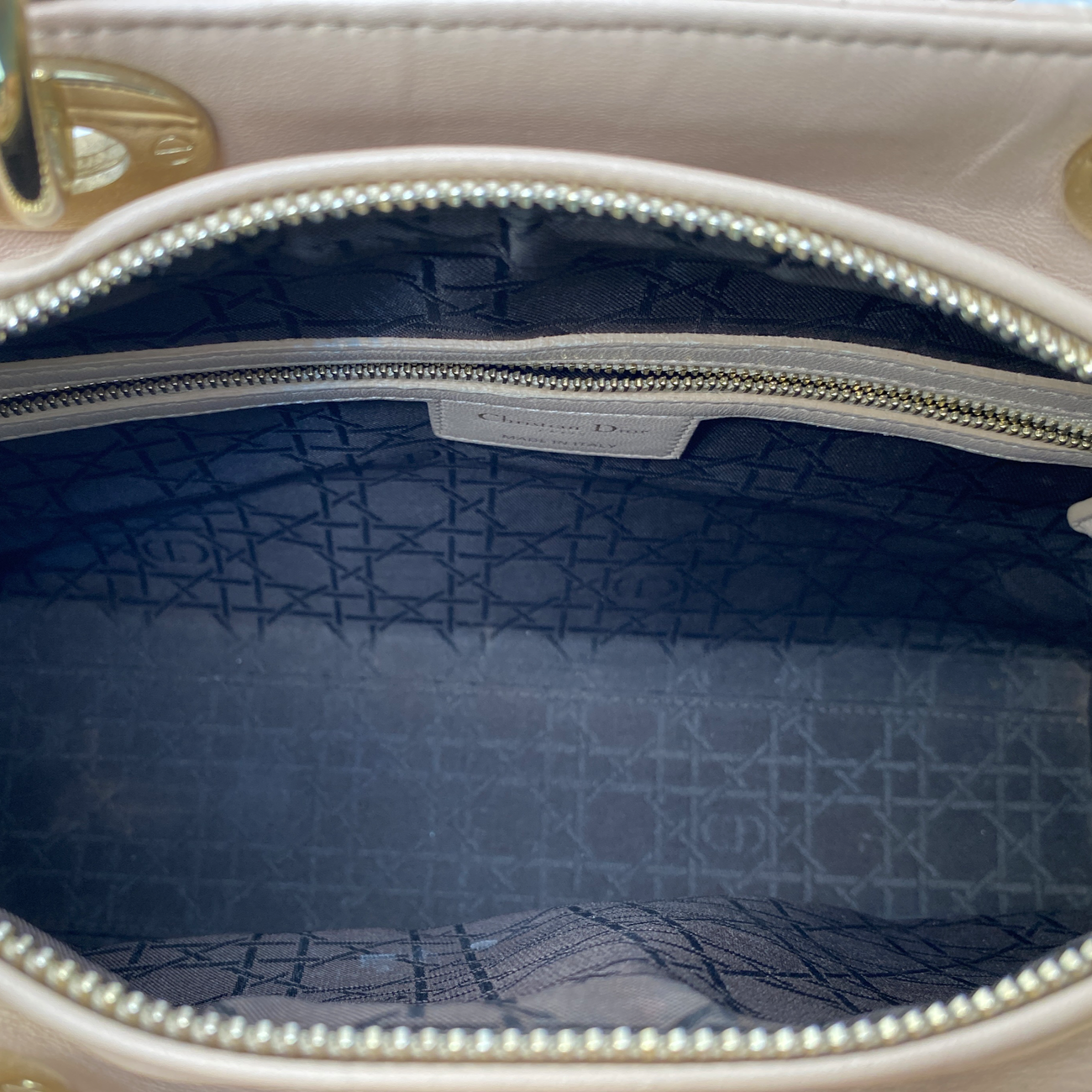 Christian Dior powder pink large Lady Dior handbag – Loop Generation
