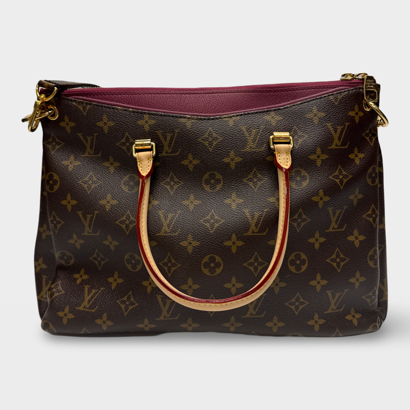 Louis Vuitton Women's Brown Canvas Handbag