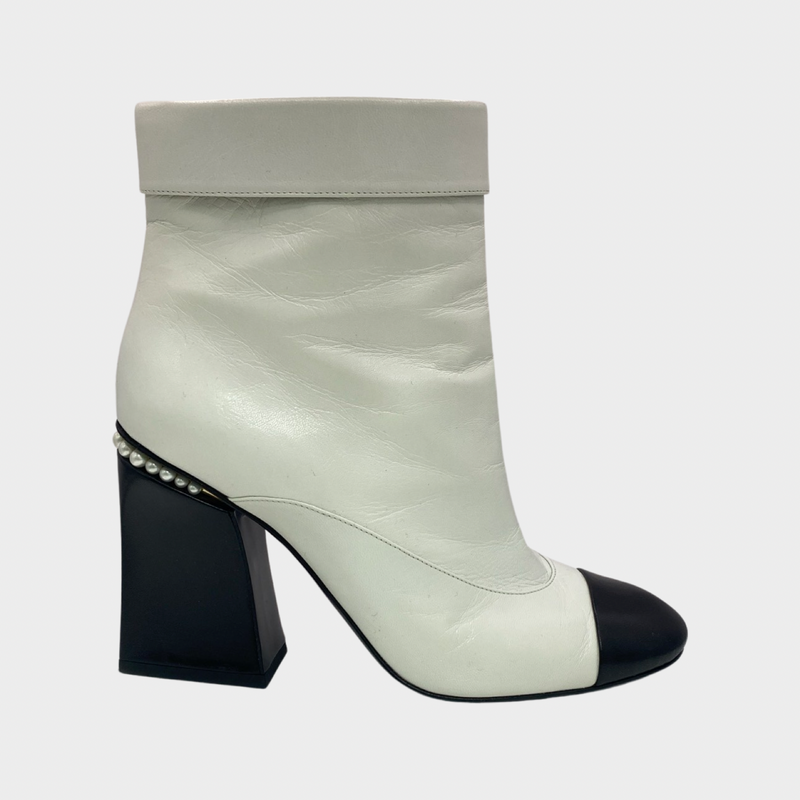 Chanel women's white leather boots with pearl heel details