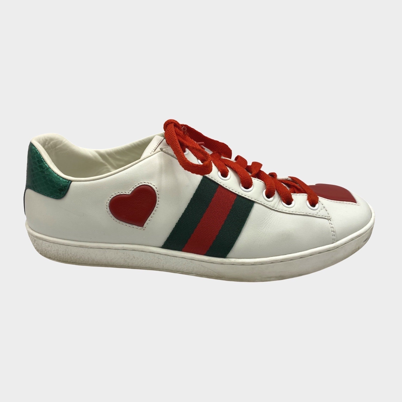 Womens white gucci on sale trainers