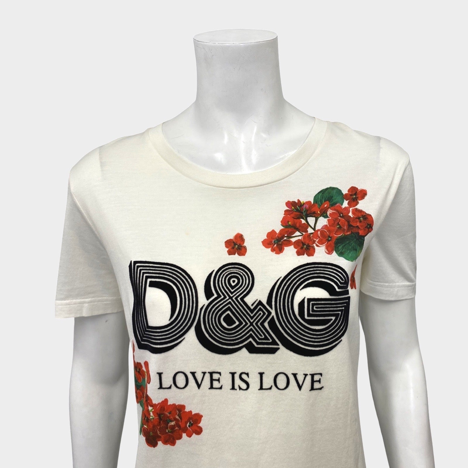 Dolce&Gabbana women's white 'love is love' t-shirt with logo and