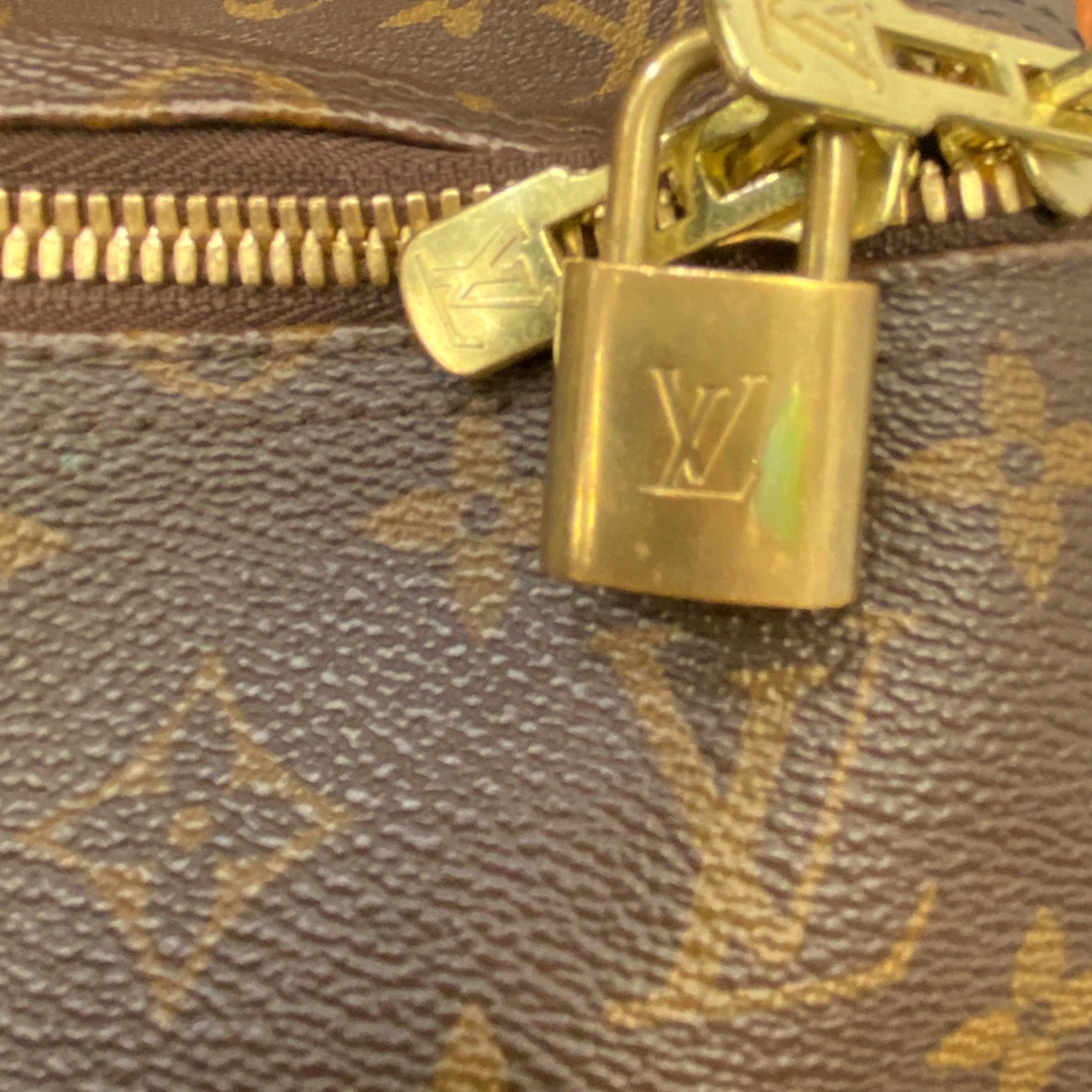 Louis Vuitton Keepall Travel bag 354968