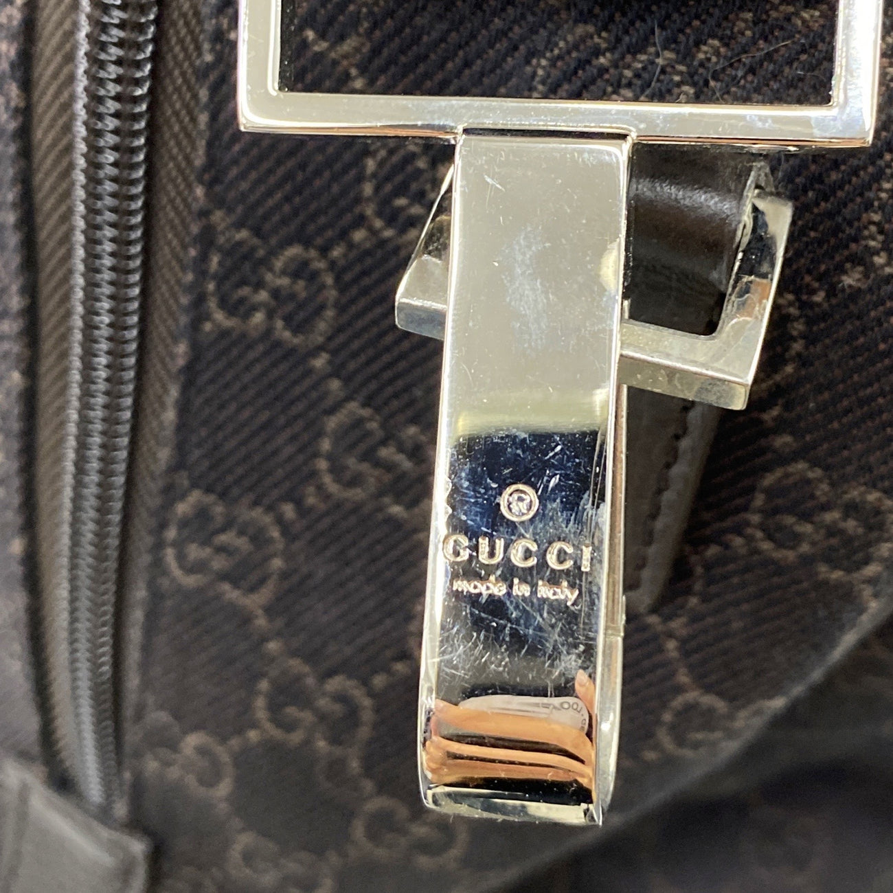 Gucci men's vintage canvas monogram travel bag – Loop Generation