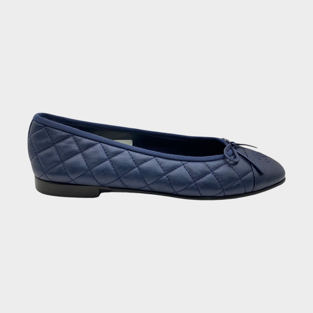 Chanel navy ballet store flats