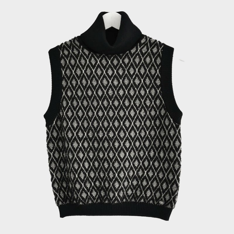 Chanel women's black and silver Cashmere blend Sleeveless Sweater