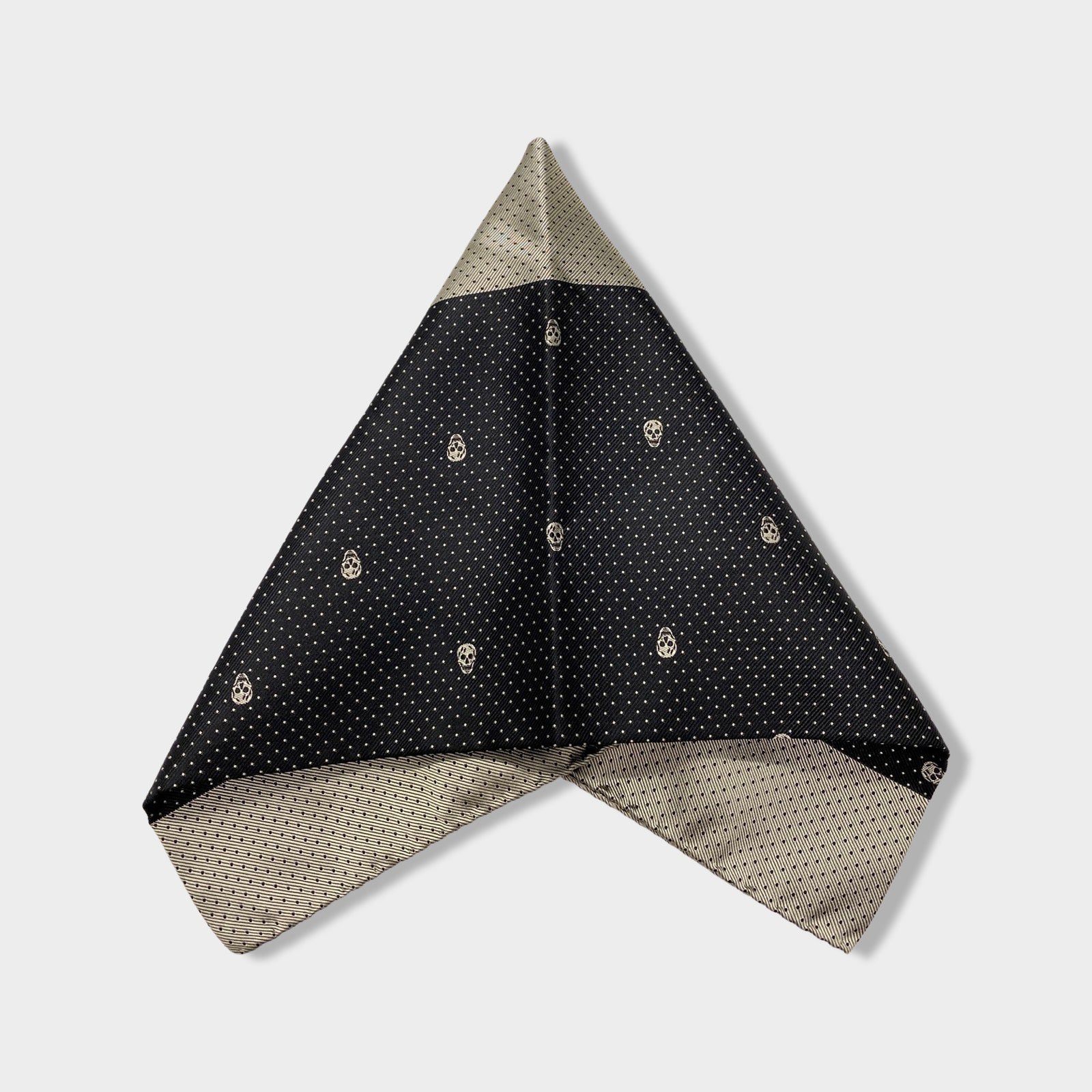 Alexander mcqueen discount skull pocket square