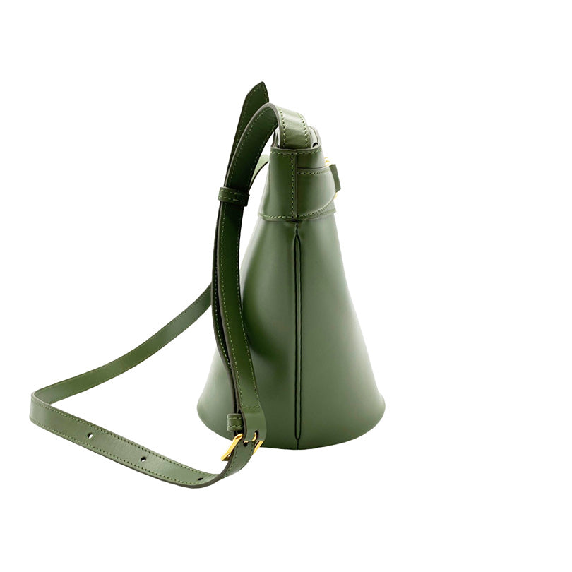 Celine bucket 2024 bag green