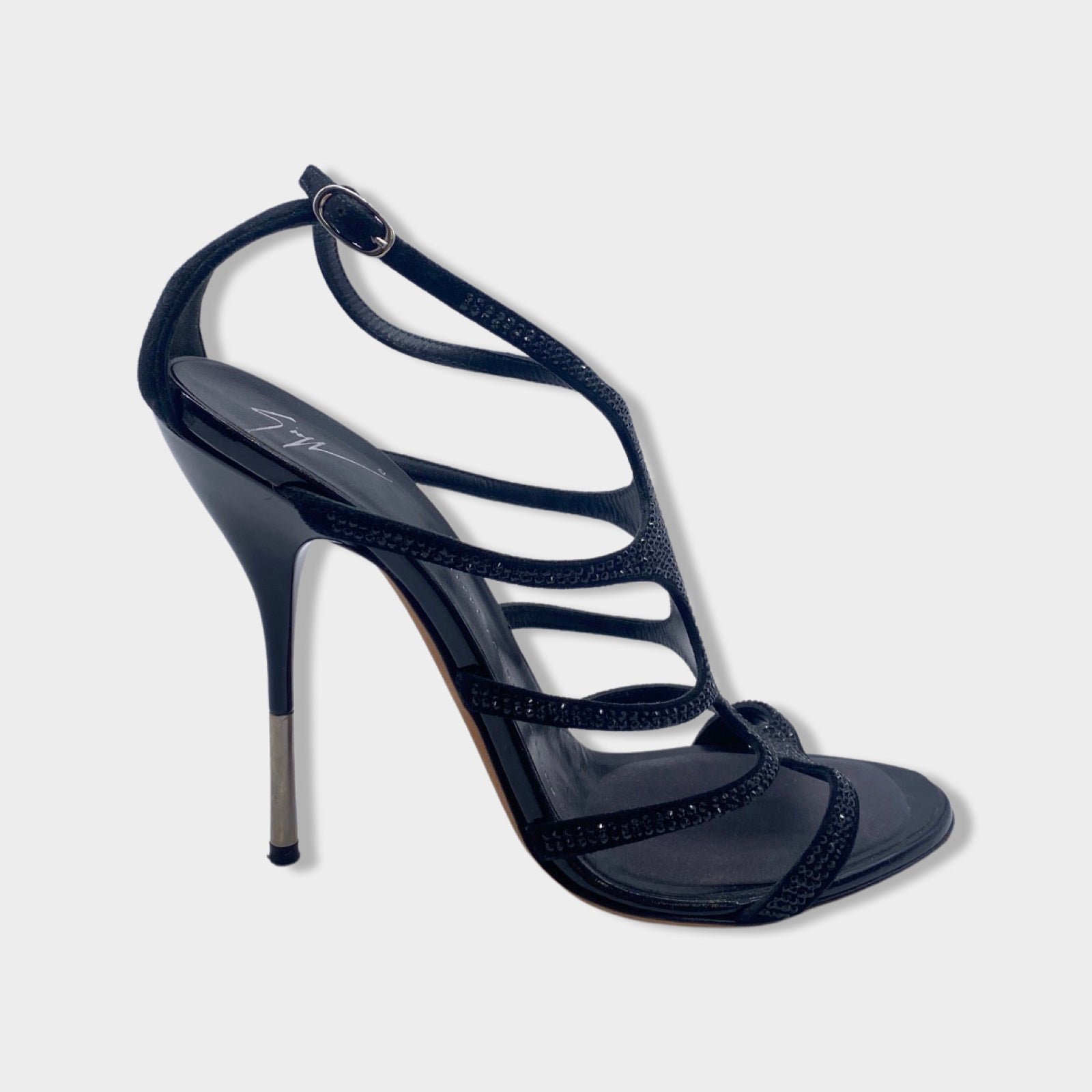 Giuseppe zanotti black sales pumps