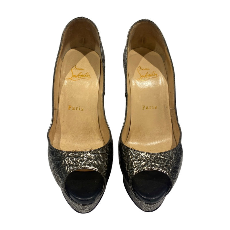 pre-loved CHRISTIAN LOUBOUTIN grey patent leather platform heels | Size 36