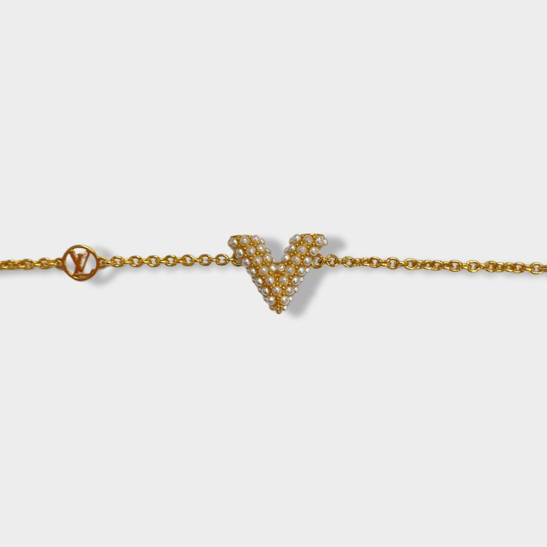 Pre-owned Louis Vuitton Bracelet In Gold