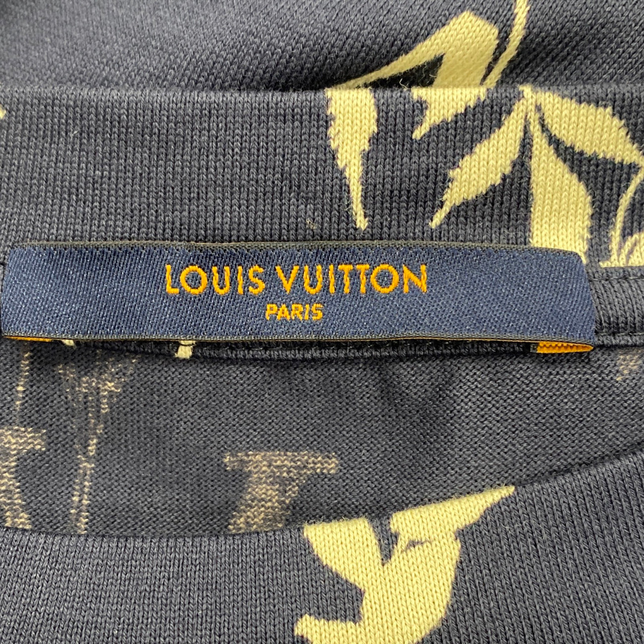 LOUIS VUITTON Size L Light Blue Leaf Print Cotton Button Up Long