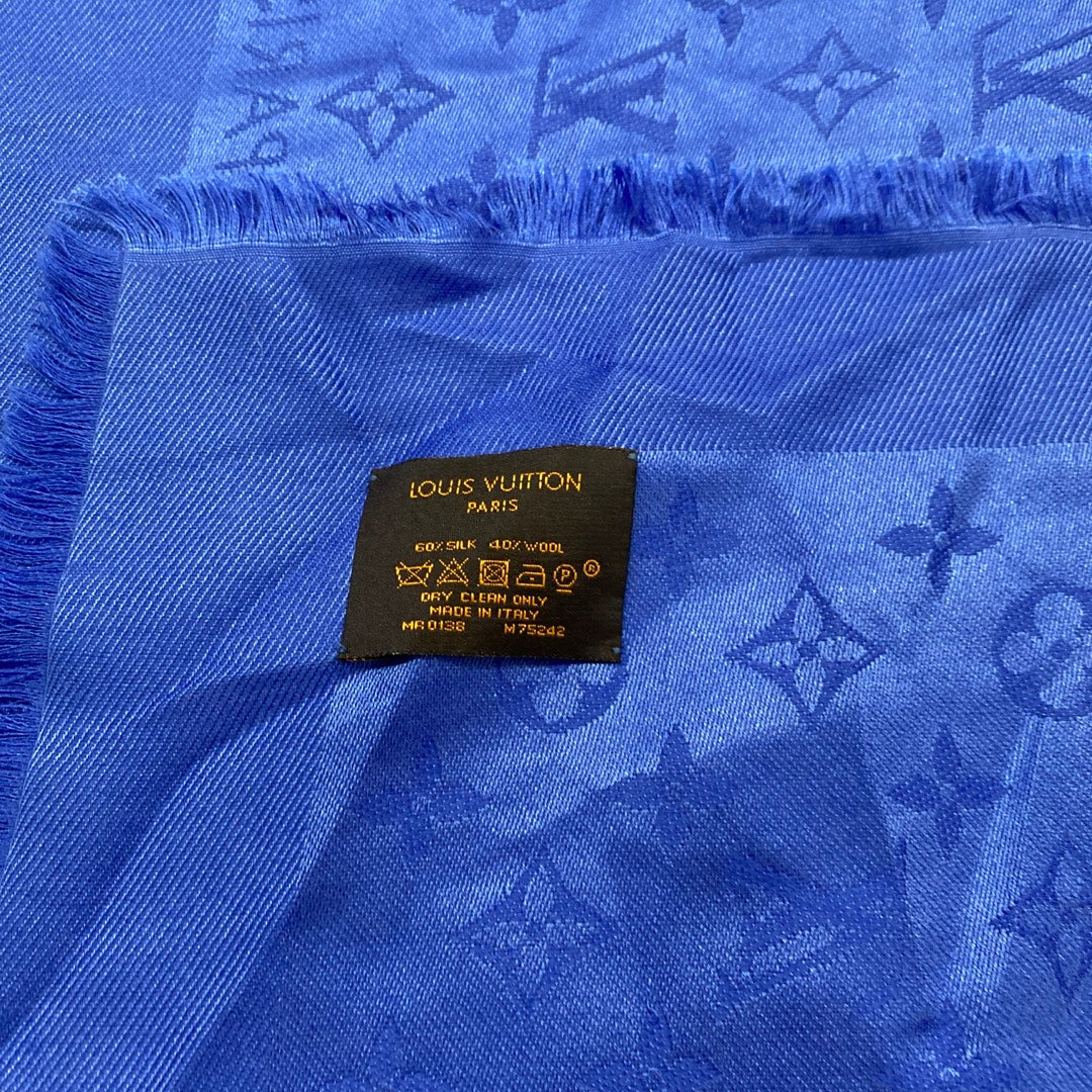 LOUIS VUITTON monogram silk and woolen electric blue shawl – Loop