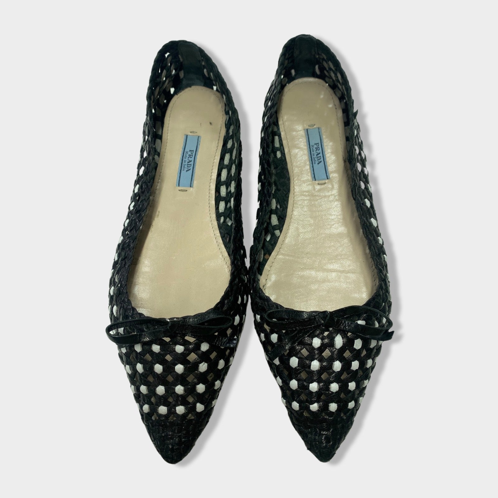 Size 5 store pointed toe flats