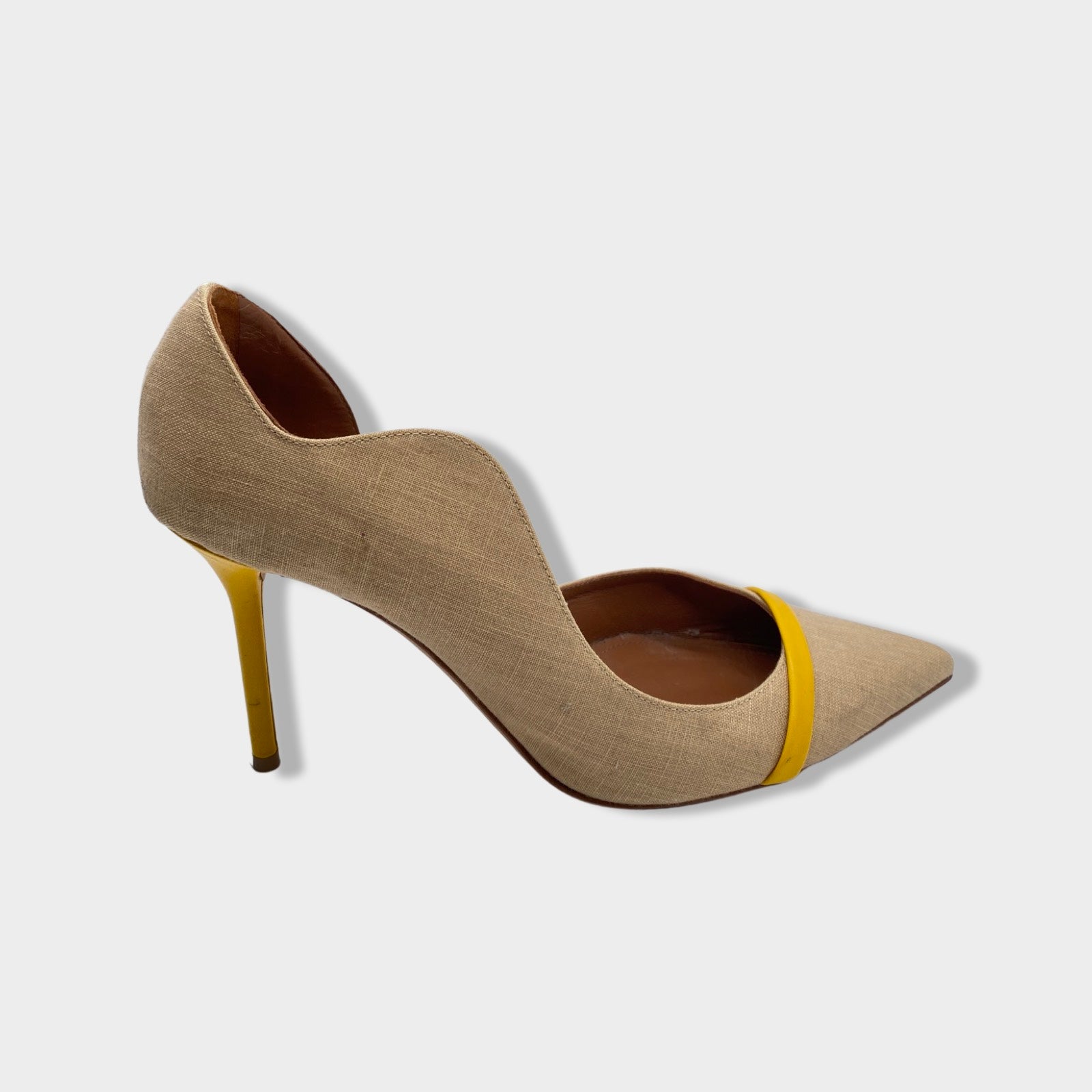 Yellow soulier best sale