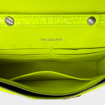 Balenciaga - Authenticated Hourglass Handbag - Leather Green for Women, Good Condition