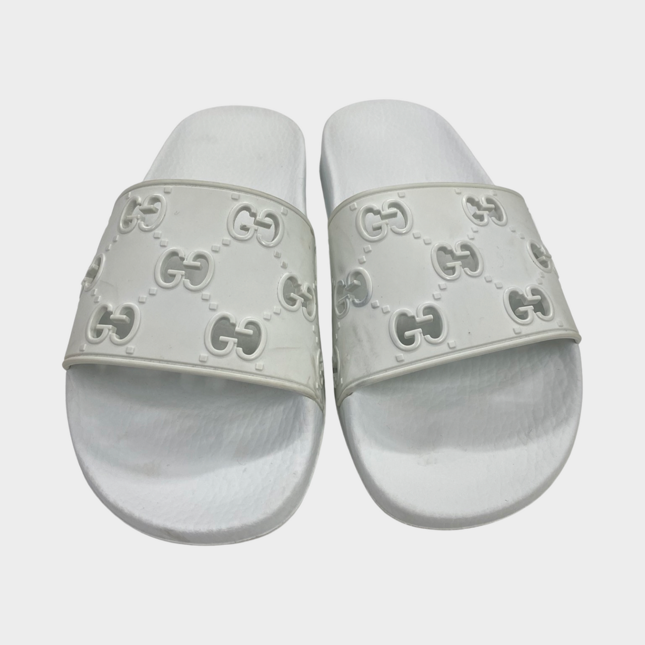 Gucci Men s White Rubber Monogram Slide Sandal Loop