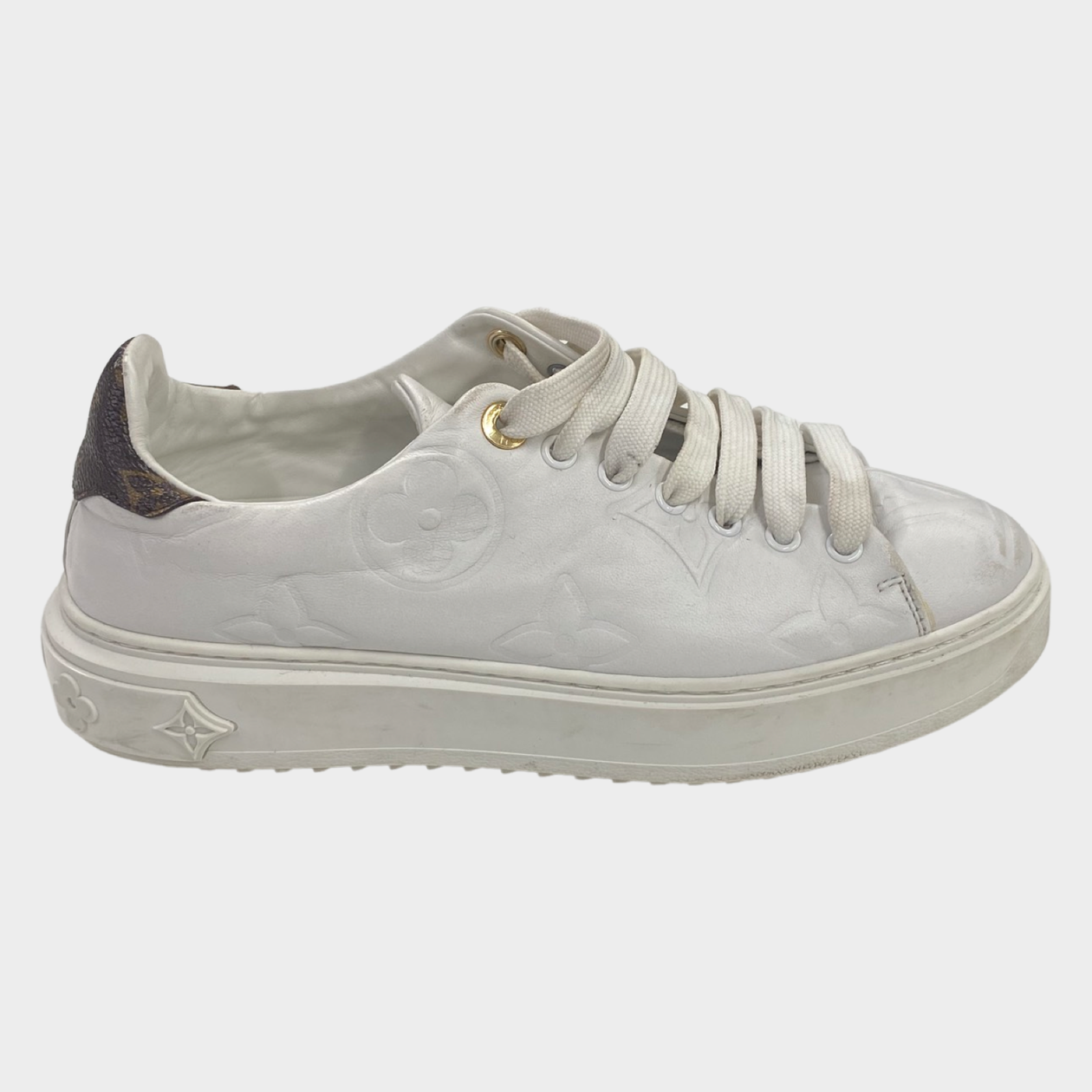 Louis Vuitton - Authenticated Time Out Trainer - Leather White for Women, Never Worn