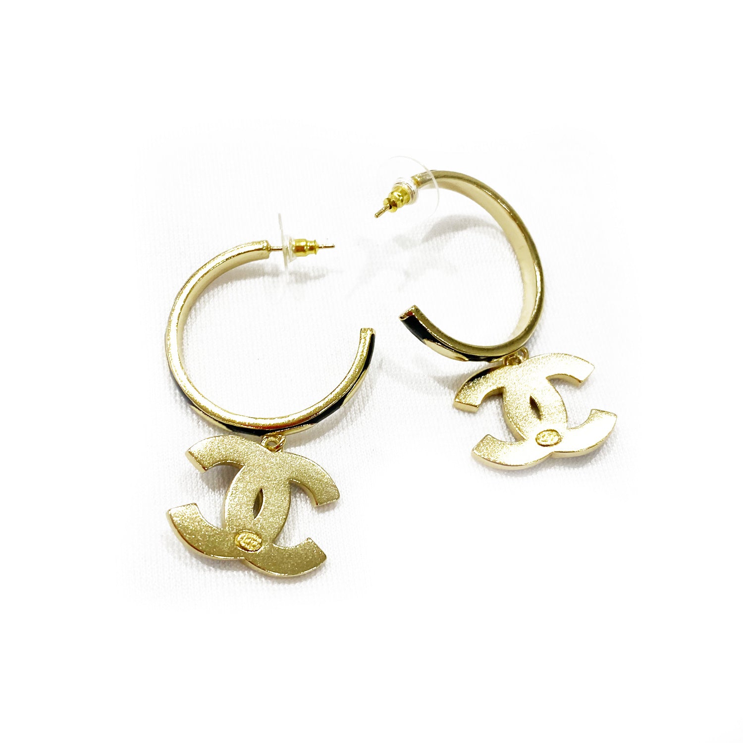 CHANEL CC logo black and gold hoop earrings Loop Generation