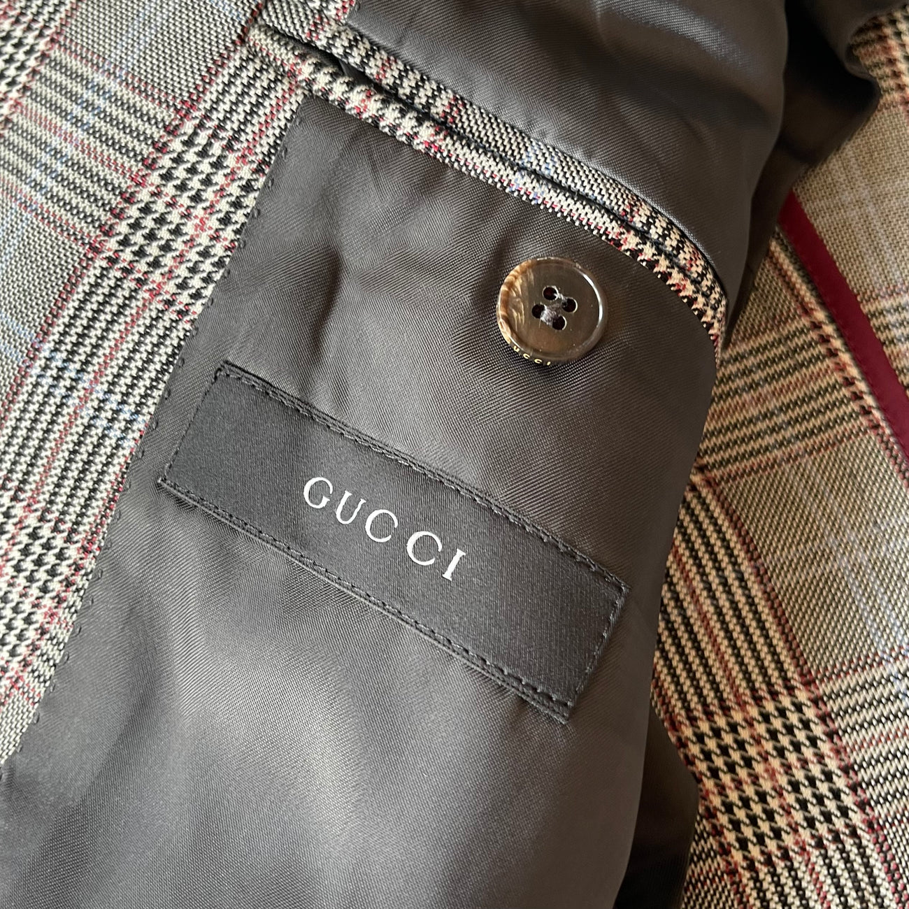 Grey hot sale gucci jacket