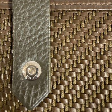 In-the-loop leather handbag Hermès Green in Leather - 29128851