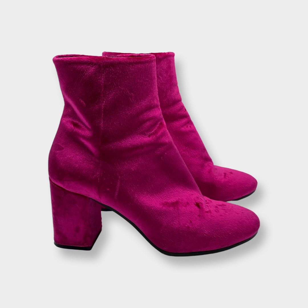 BALENCIAGA neon pink velvet ankle boots Loop Generation