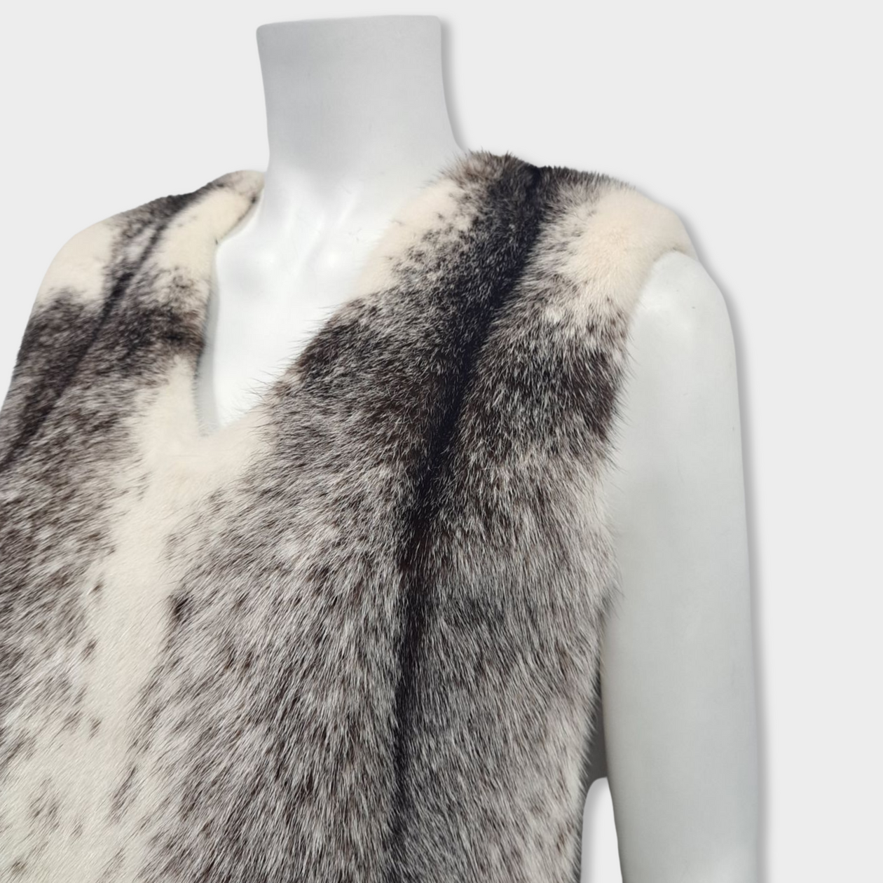 LILLY E VIOLETTA ecru and brown visone mink fur gilet | Size One