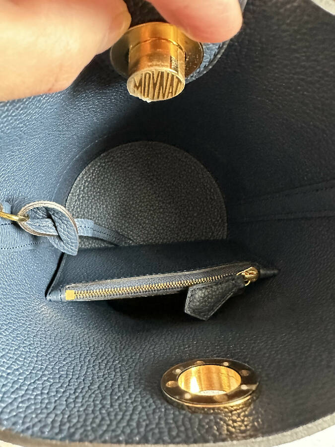 Moynat round discount bag